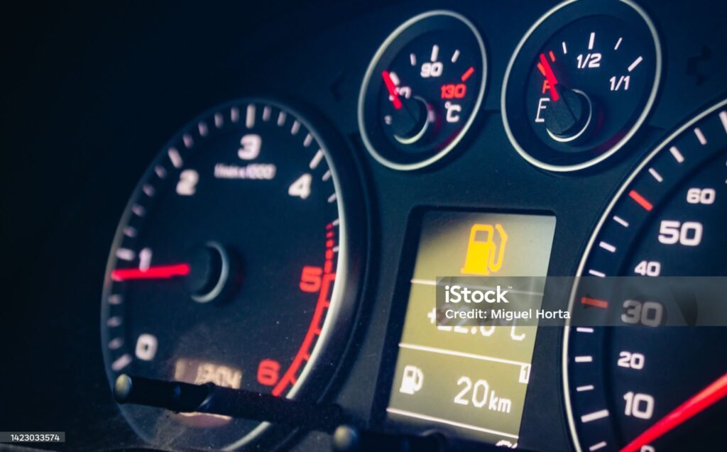 Easy Fuel-Saving Habits for Daily Drivers